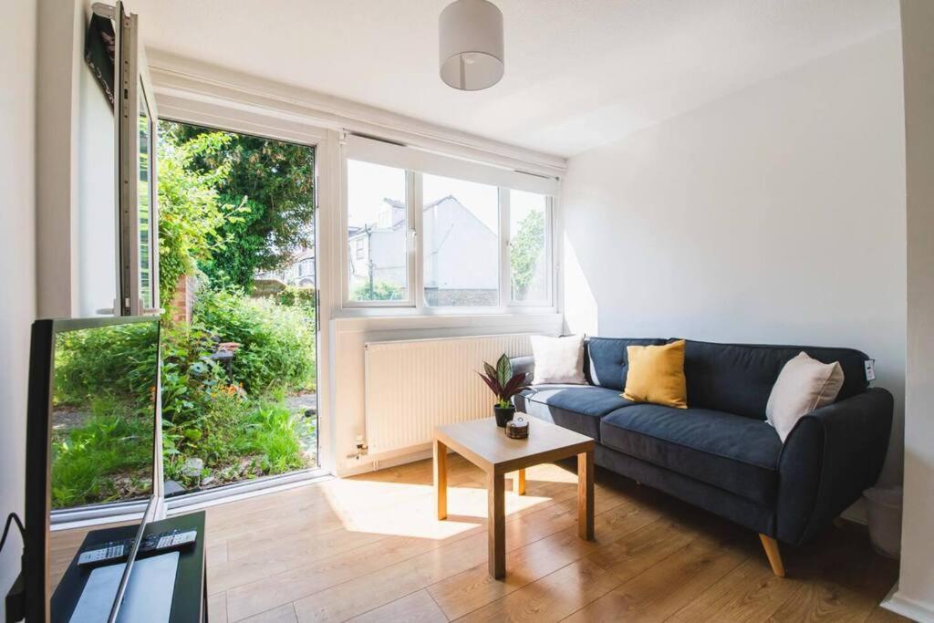 Appartement Stylish & Tranquil Flat With Excellent Connections