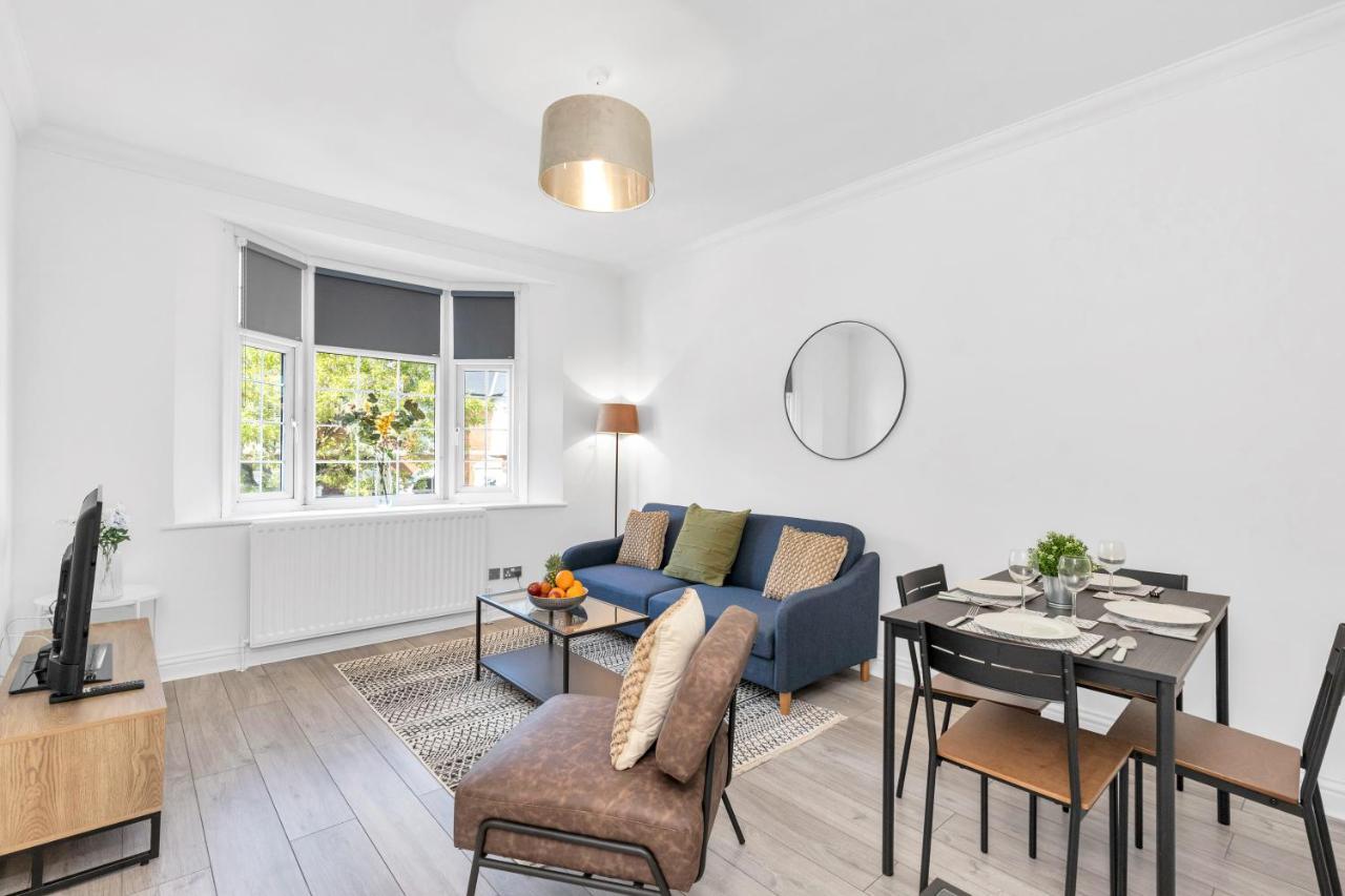 Modern Two Bedroom With Free Parking! Appartement *