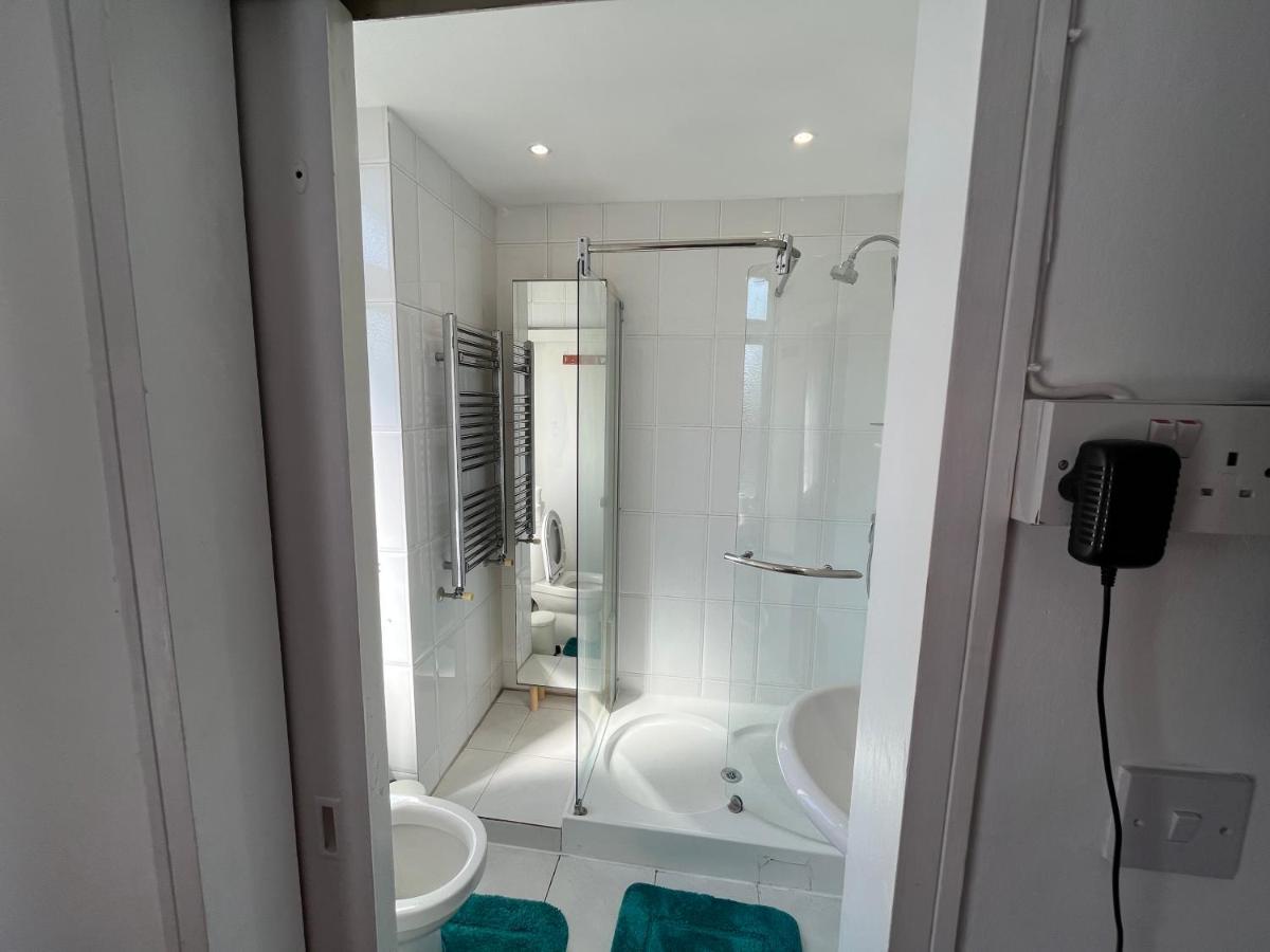 Urluxury 4 Bedroom 5-baths House In Marble Arch, Appartement Londen