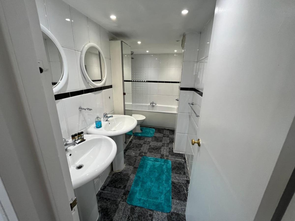 Urluxury 4 Bedroom 5-baths House In Marble Arch, Londen