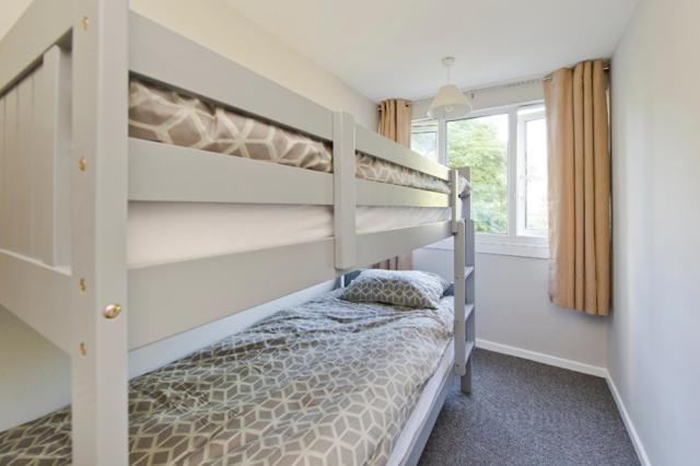 Joivy Spacious Apt With Private Yard In Notting Hill Apartment