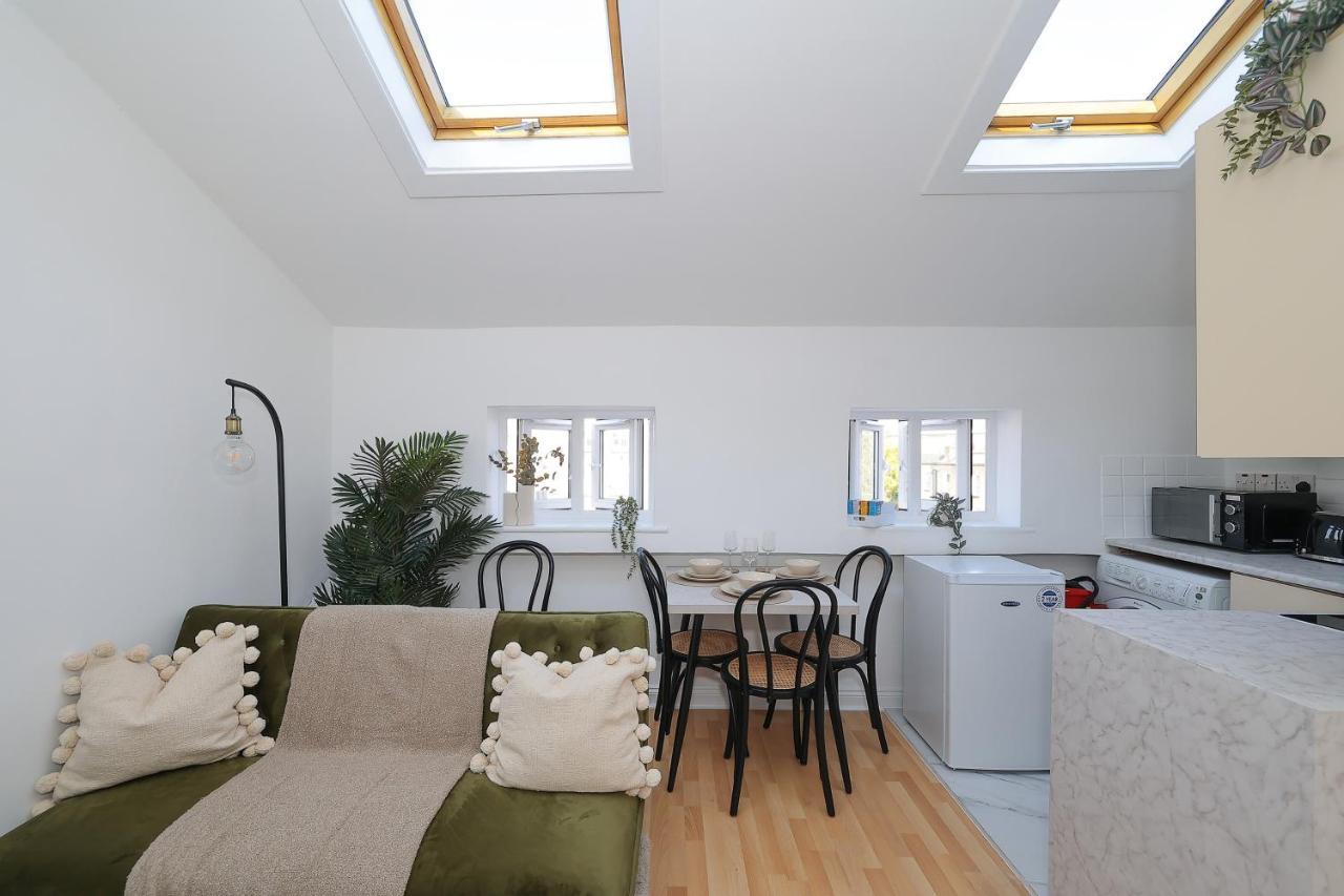 Cosy 1 Bedroom Floor On Edgware Road Appartement *