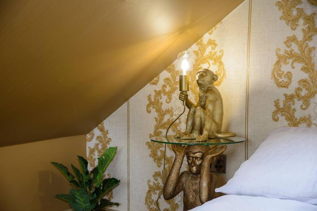 Lux Versace Pad Sleeps 10 Hot Tub, Cinema & Games Lejlighed *