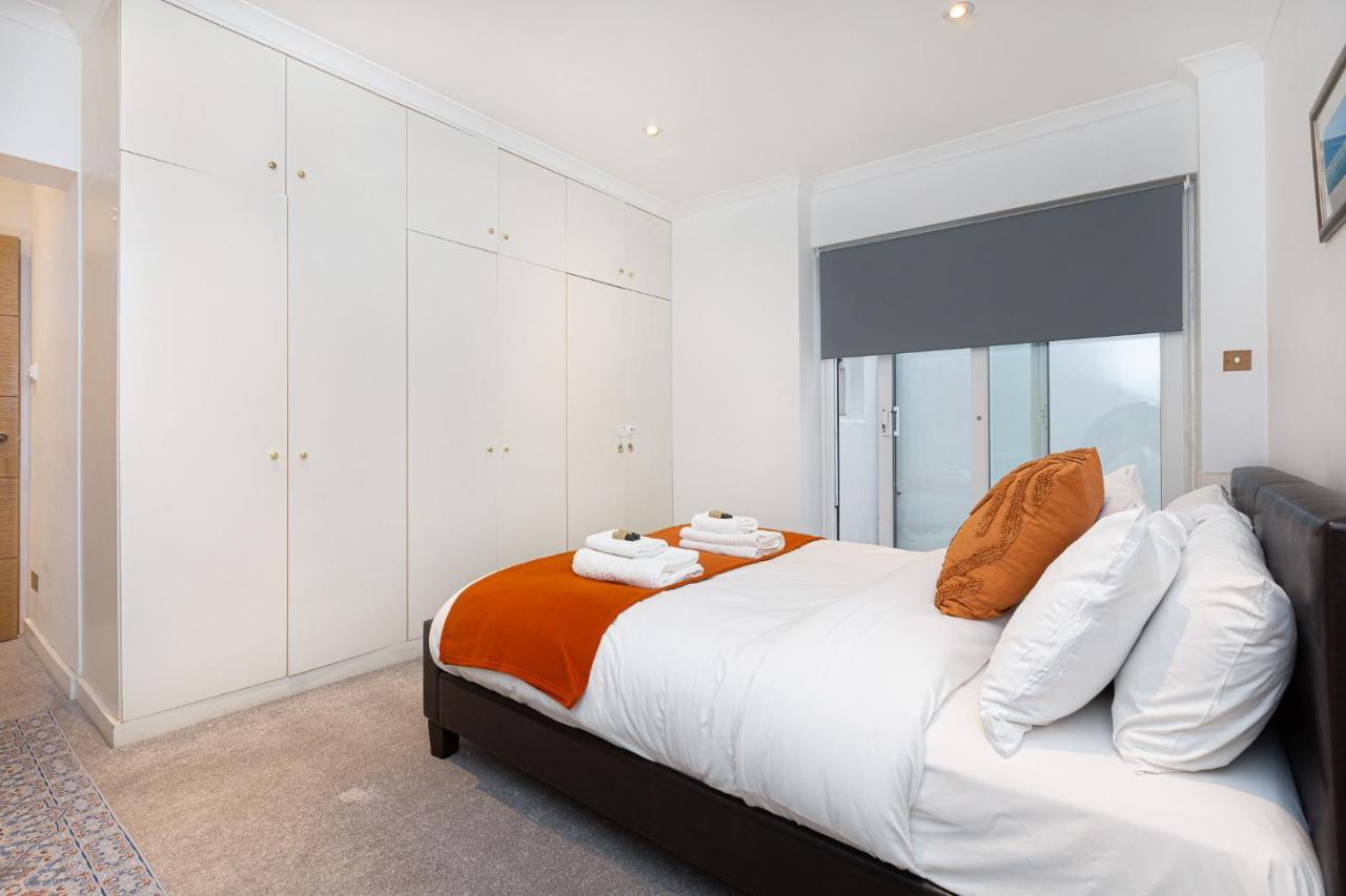 Stunning 2br Flat W2 Patio In Kensington Londen