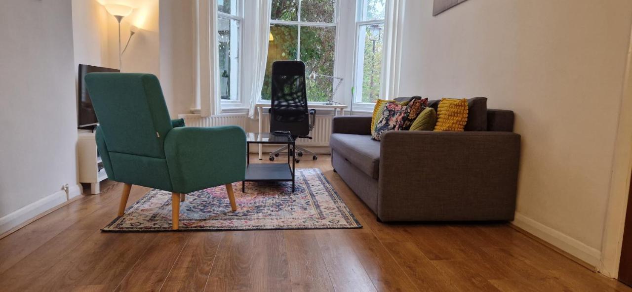 Primrose Hill - Charming, Cosy, 2 Double Bedrooms Appartement