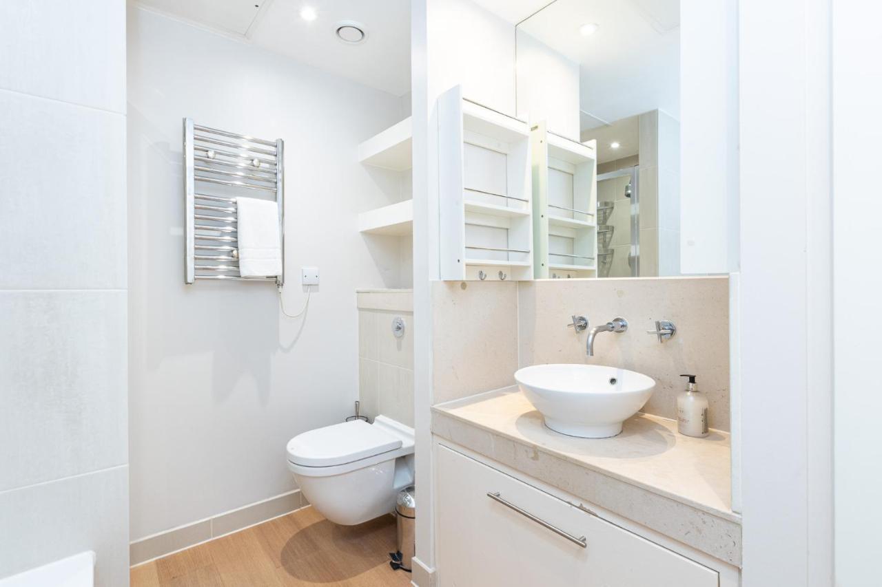 Luxurious Modern 3br Flat In Prime Canary Wharf London
