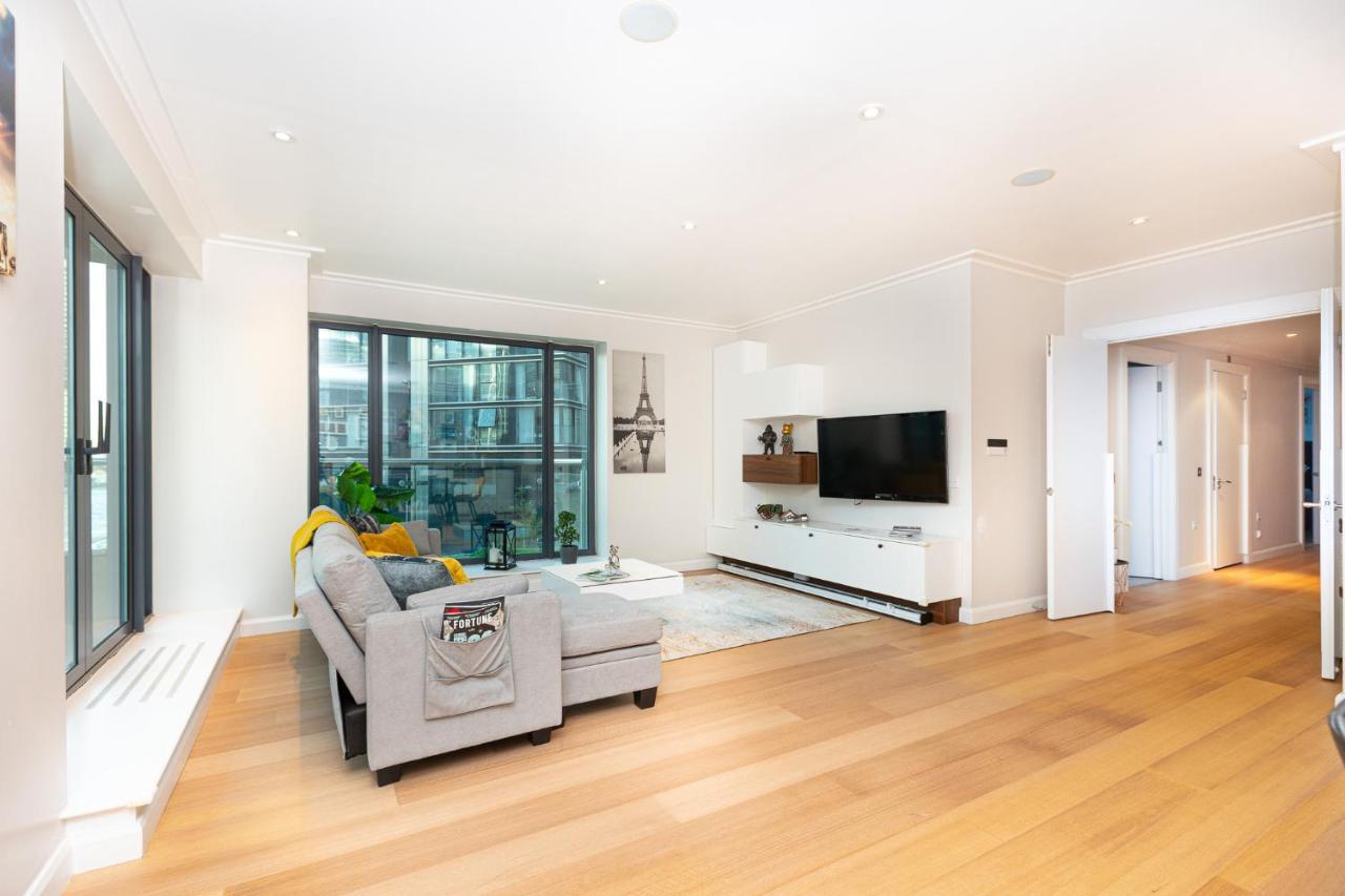 Luxurious Modern 3br Flat In Prime Canary Wharf London