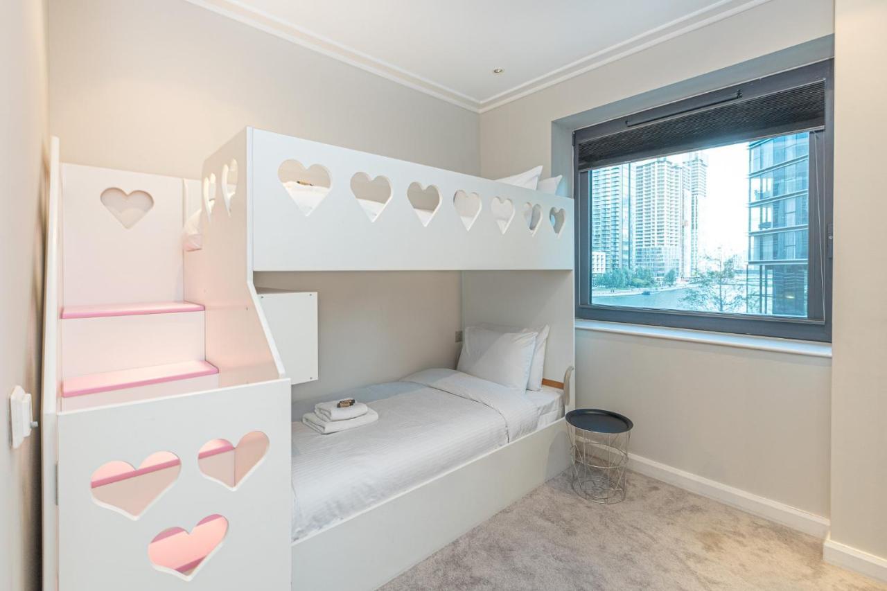 Apartment Luxurious Modern 3br Flat In Prime Canary Wharf