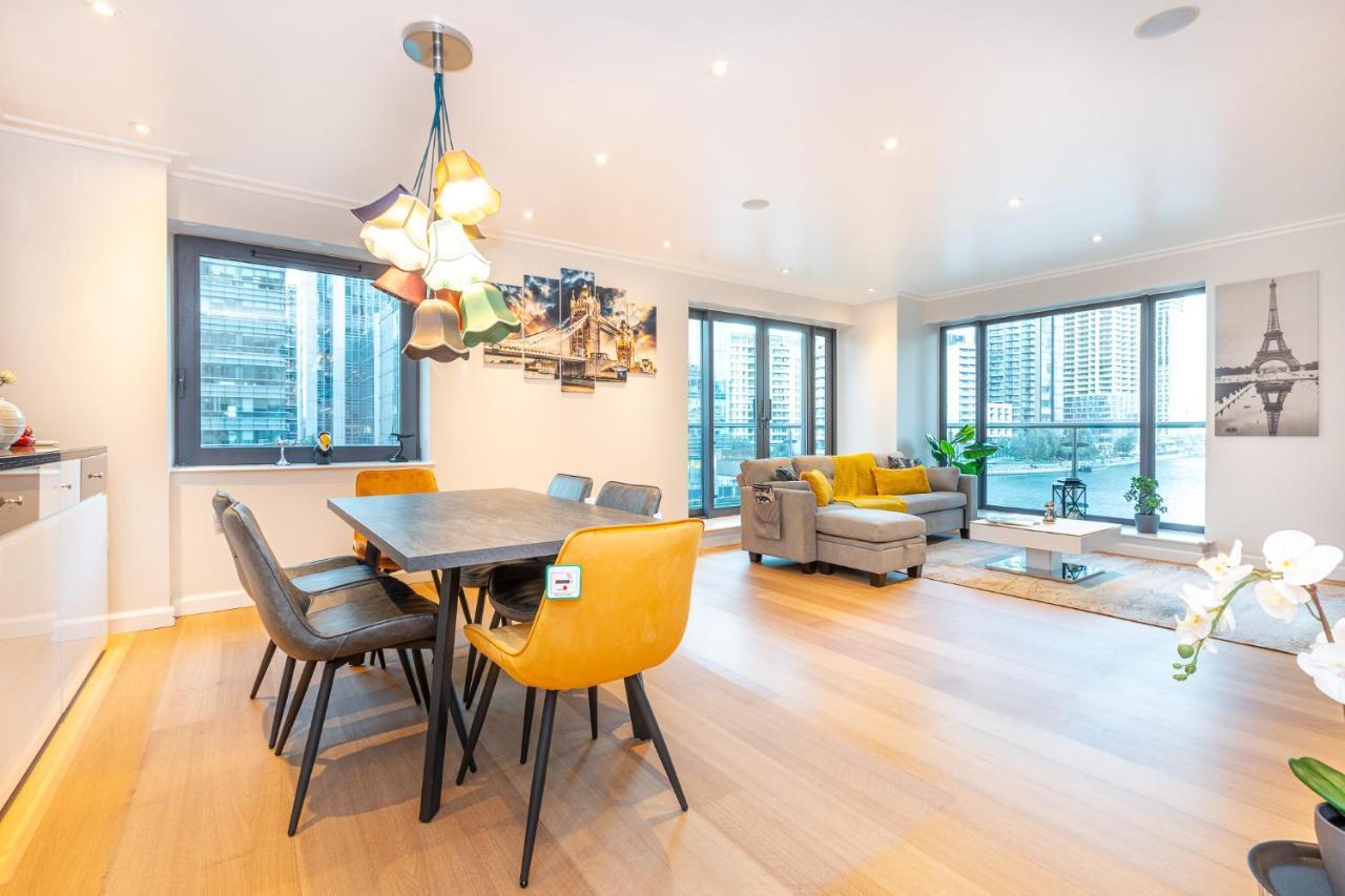 Luxurious Modern 3br Flat In Prime Canary Wharf Apartment London