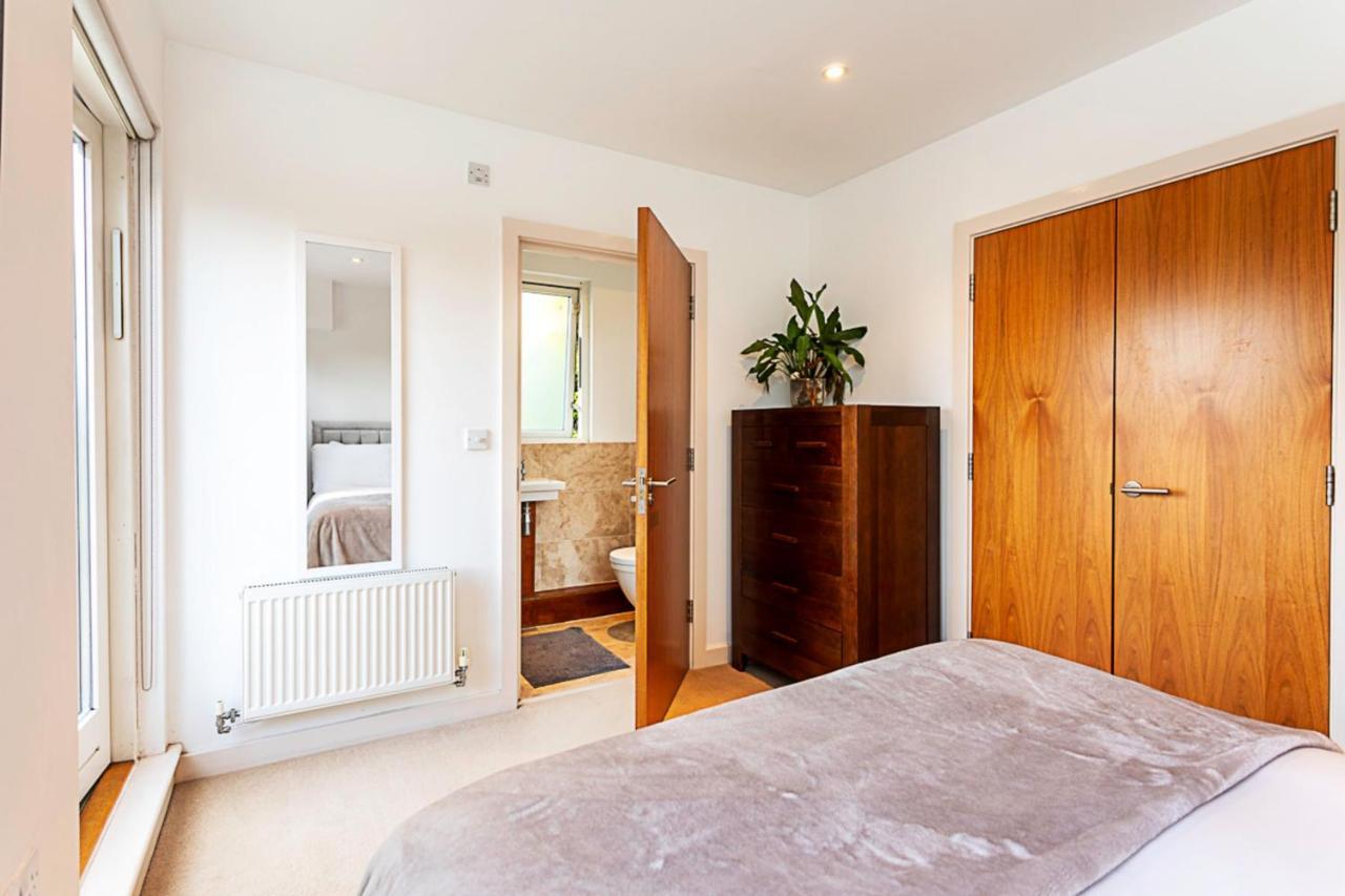 3 Bed Luxury Penthouse In Shoreditch Appartement Londen