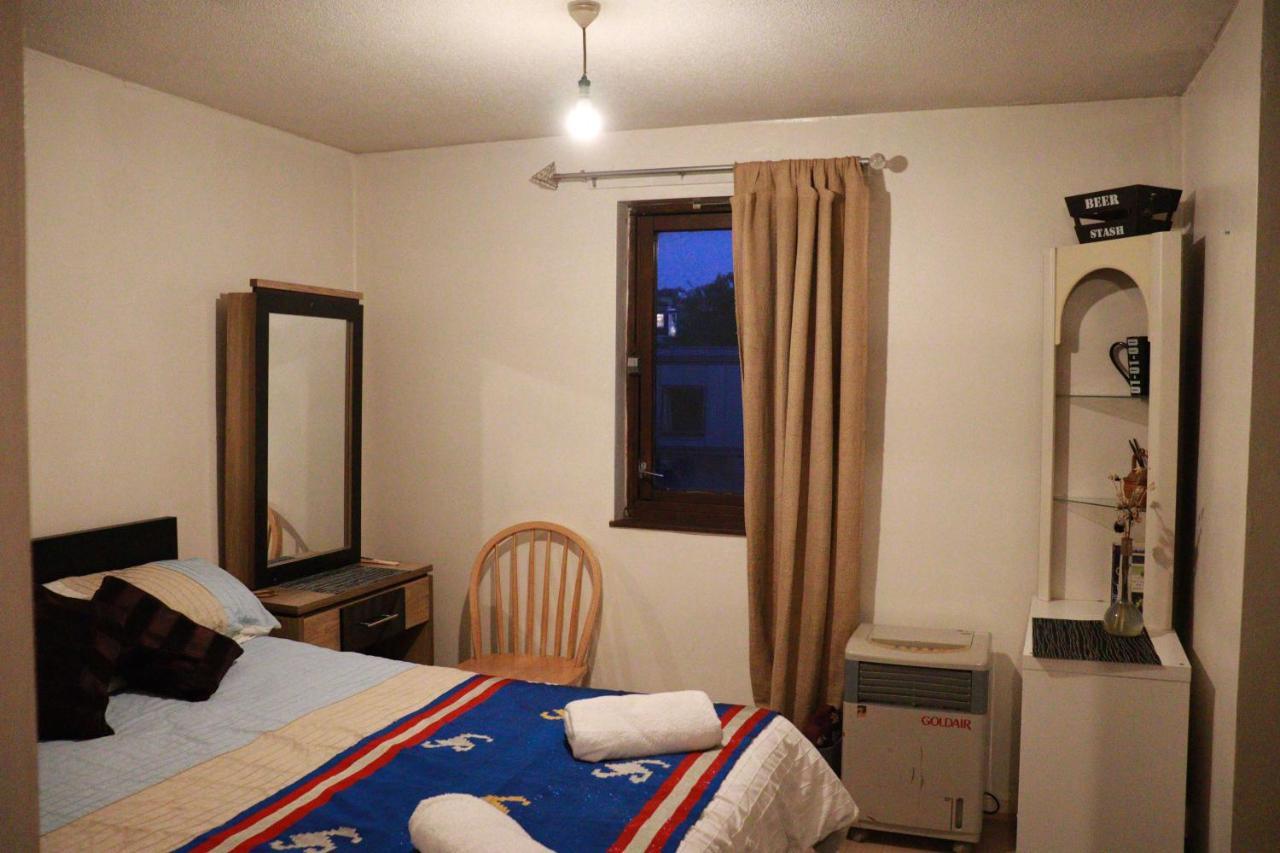 Comfortable 2-bed House In Zone 2 Casa vacanze Londra