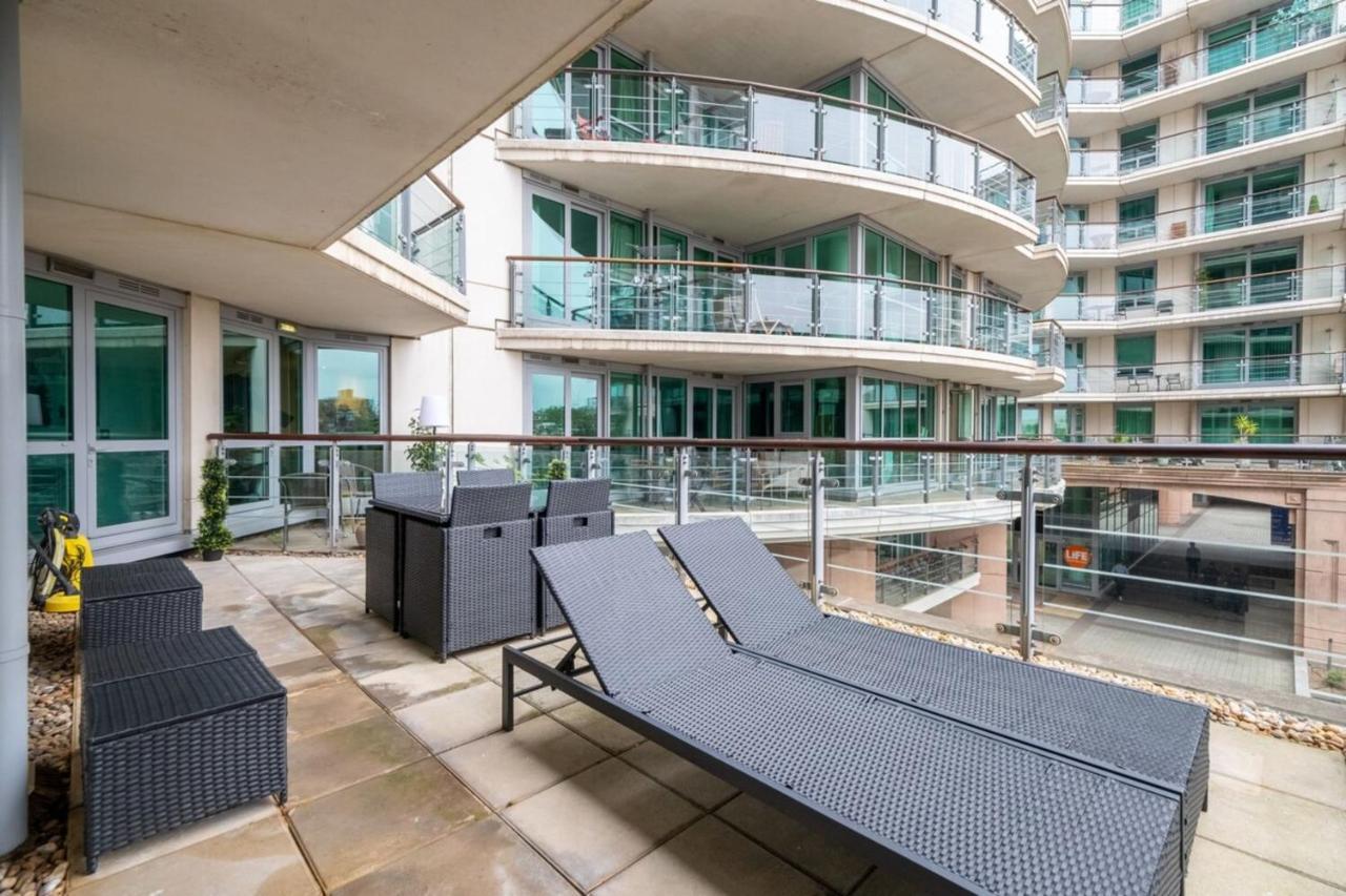 Lägenhet 2bd Flat W River View Balcony - Vauxhall! *