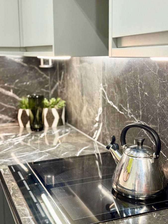 Beautiful 2 Bed Flat In South Kensington Apartment London