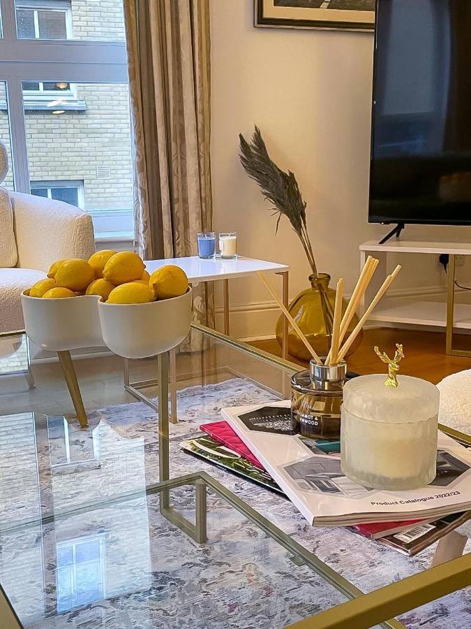 Luxury 2 Bedroom In Central At Affordable Rates Appartement Londen