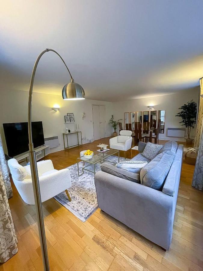 Luxury 2 Bedroom In Central At Affordable Rates Appartement *