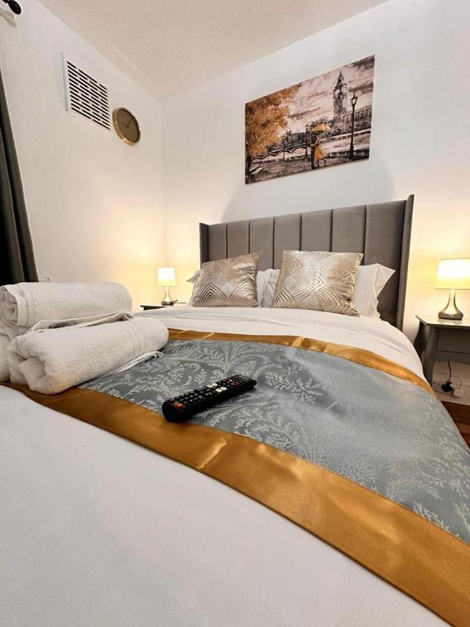 Lägenhet Luxury In Prime Location London