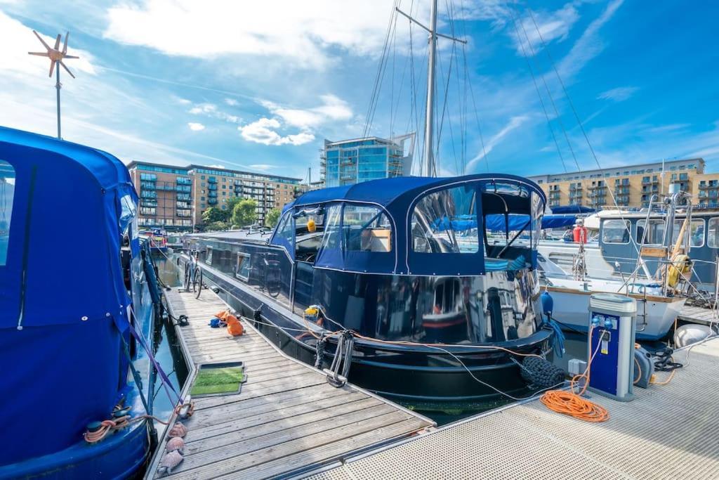 Luxurious Houseboat Near Canary Wharf In Botel Londen
