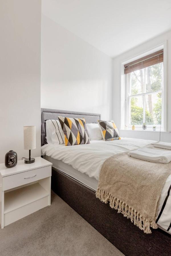 Lejlighed Spacious Apt In Central