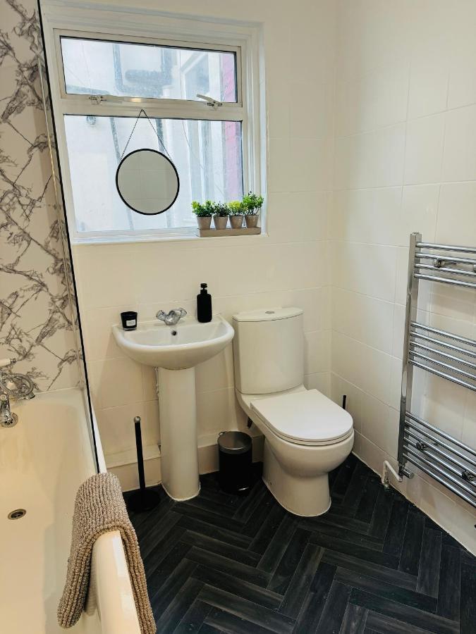 Semesterbostad 2 Bedrooms House Near Central London