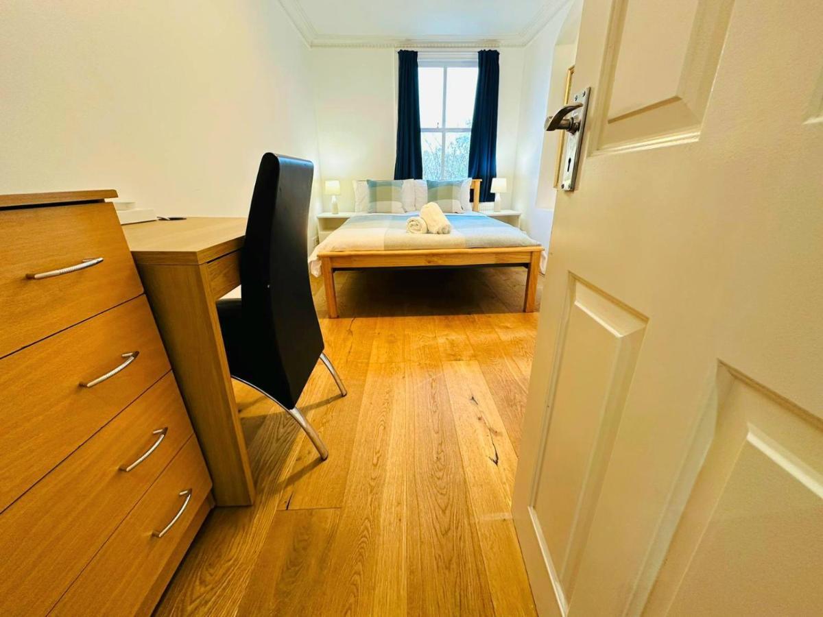 Appartement Cosy In Kensington - Great Location! 3 Minutes Walk To Earl's Court Station Londres