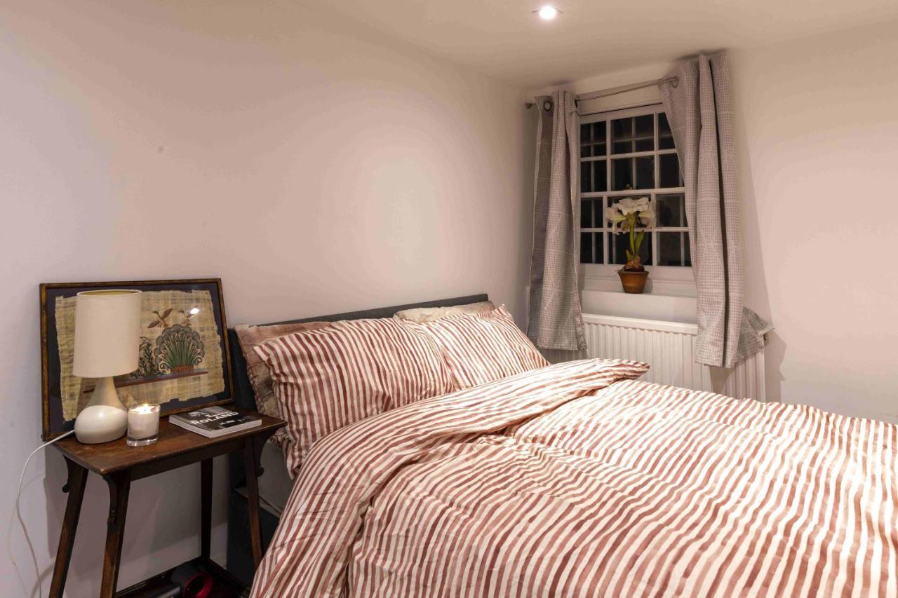 Vauxhall Shared House: Embassy Area Convenience Homestay London