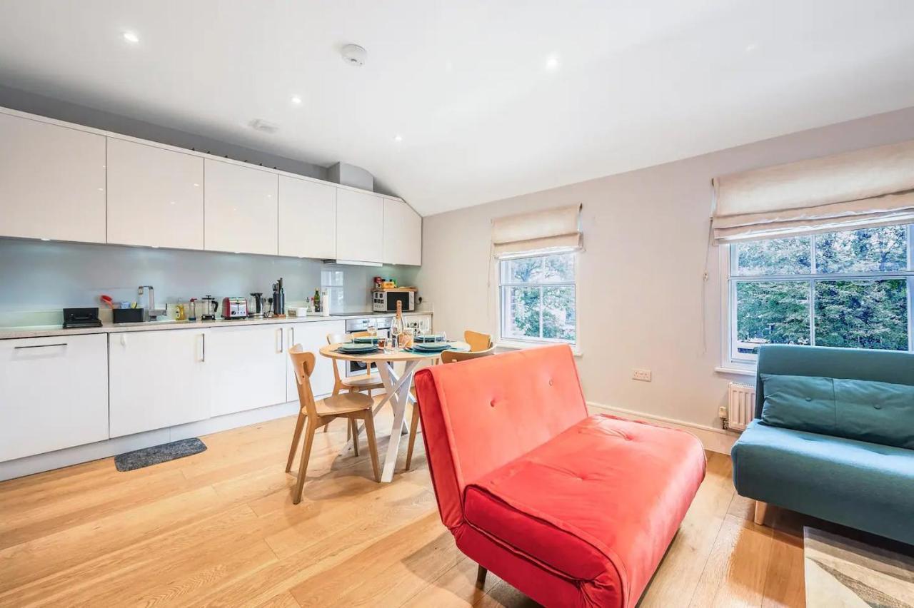 Apartment Pass The Keys Cosy Elegant Shepherds Bush Flat London