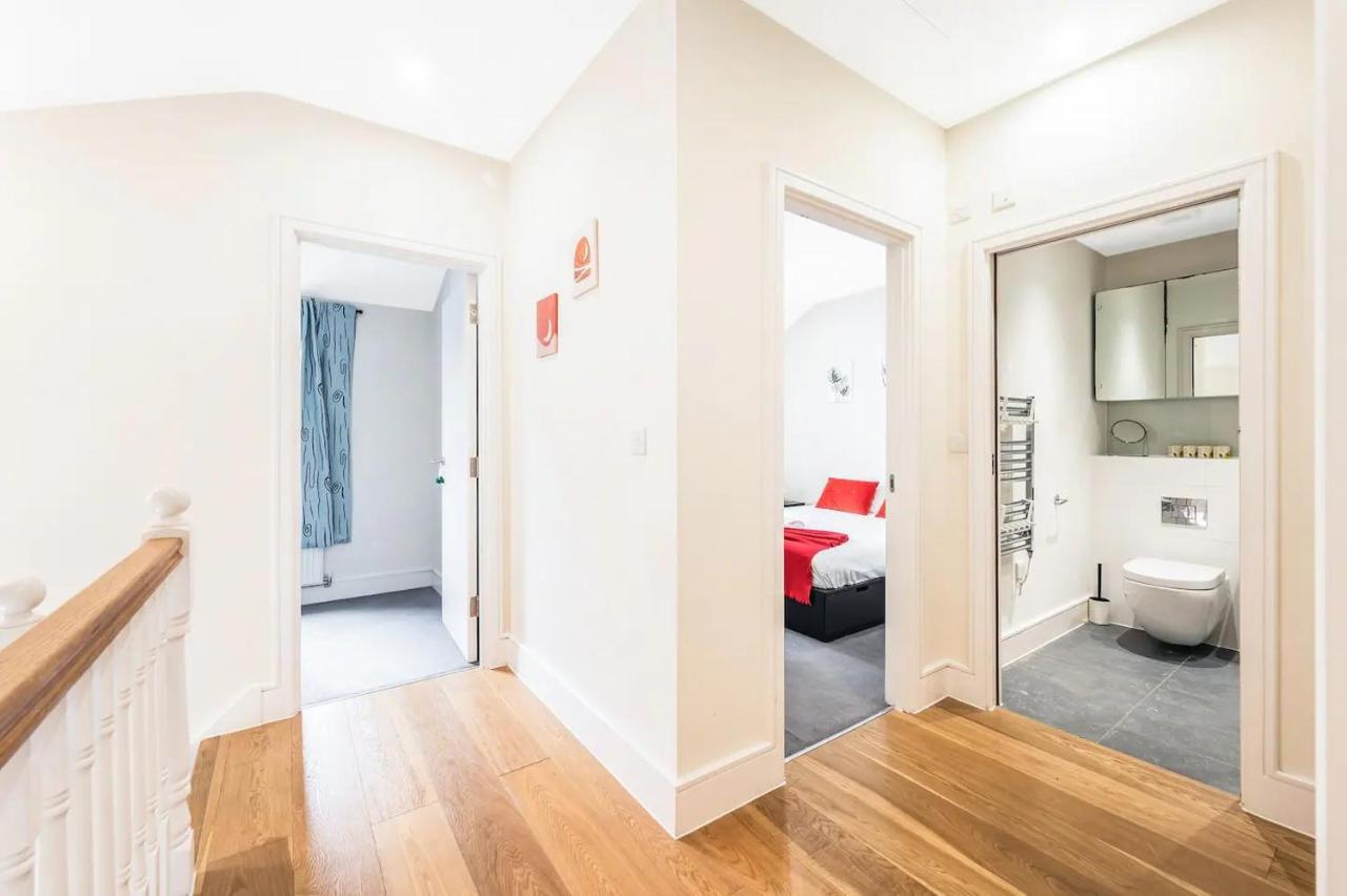Pass The Keys Cosy Elegant Shepherds Bush Flat Apartment London