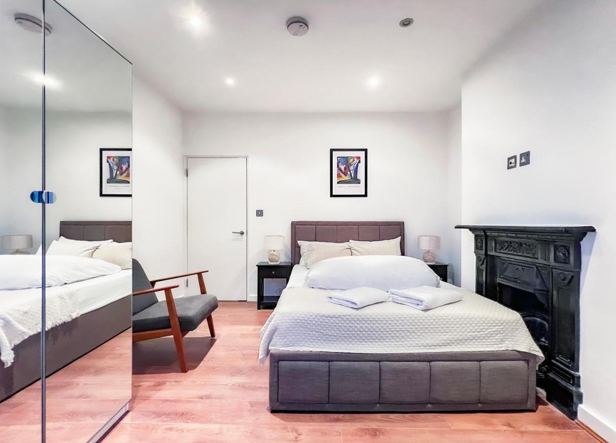 Prime Location Camden Luxury Sleeps 6 Lägenhet