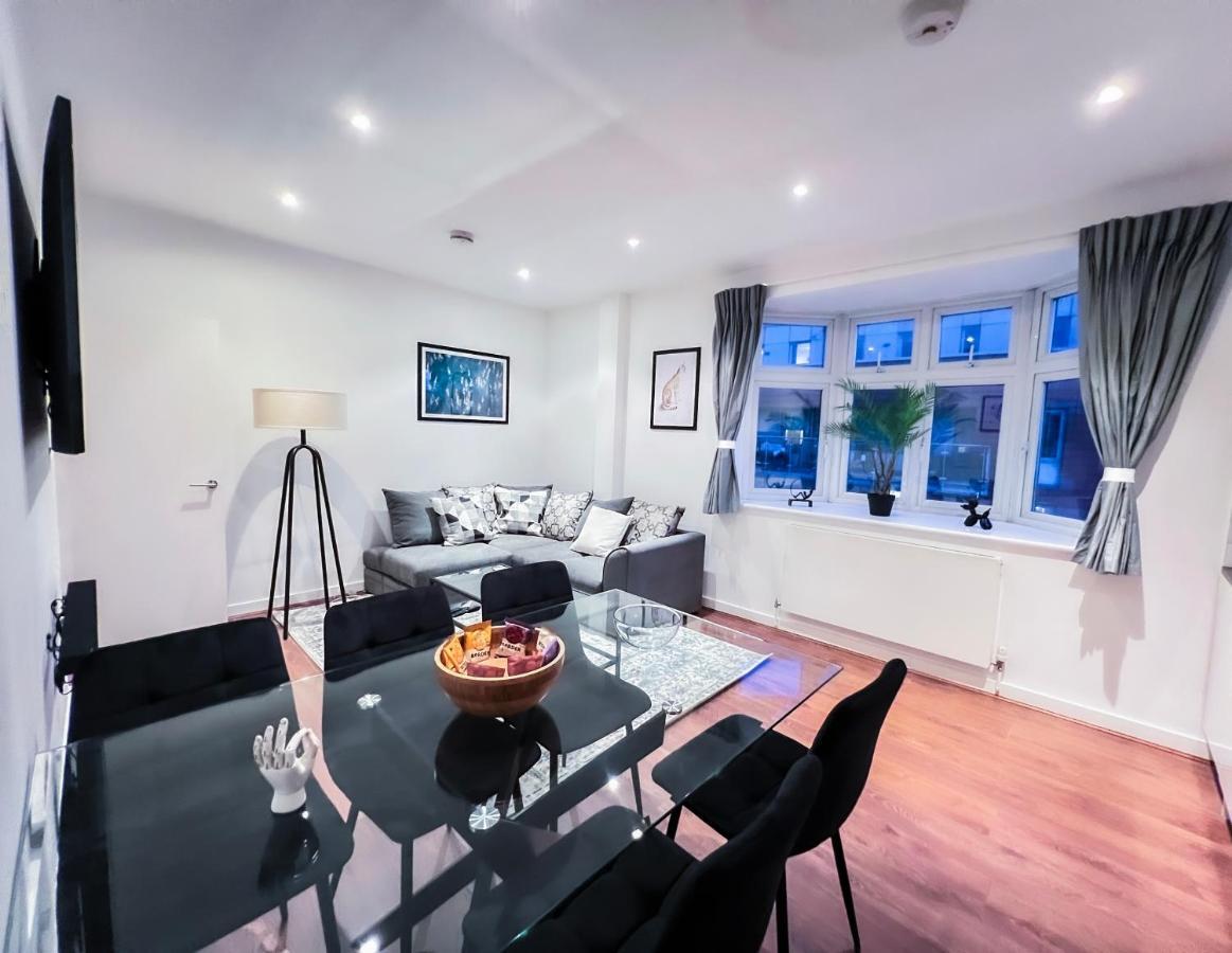 Prime Location Camden Luxury Sleeps 6 * London