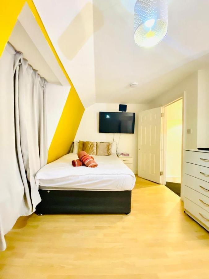 Apartment Lovely 3 Bedroom Property Next To Paddington Station Central *