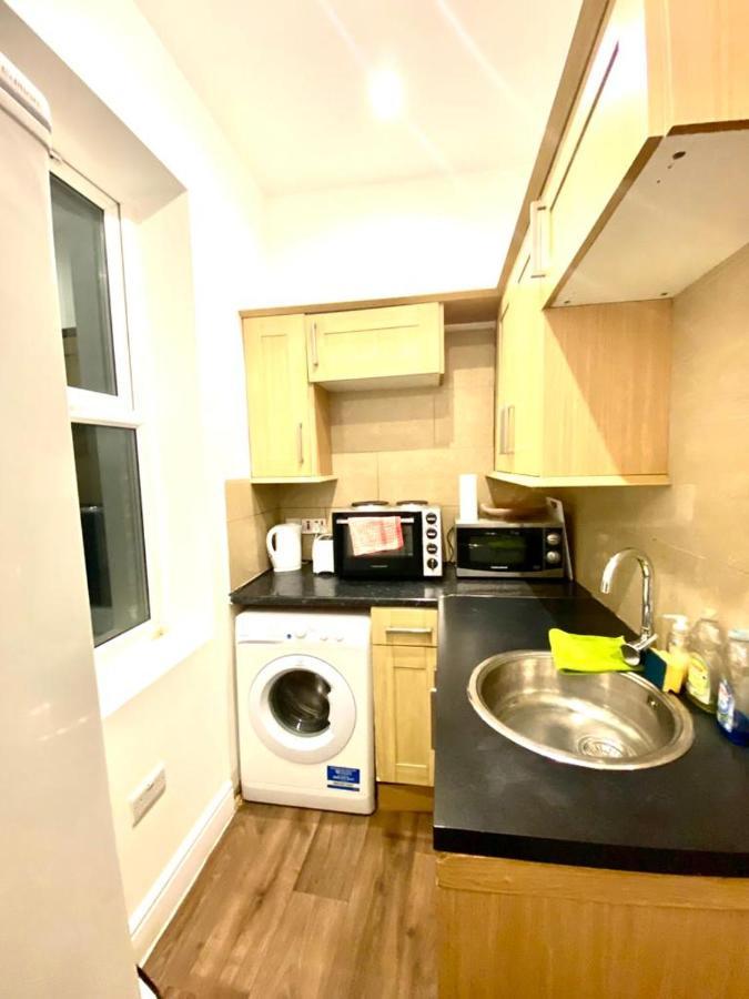 Lovely 3 Bedroom Property Next To Paddington Station Central Lägenhet *