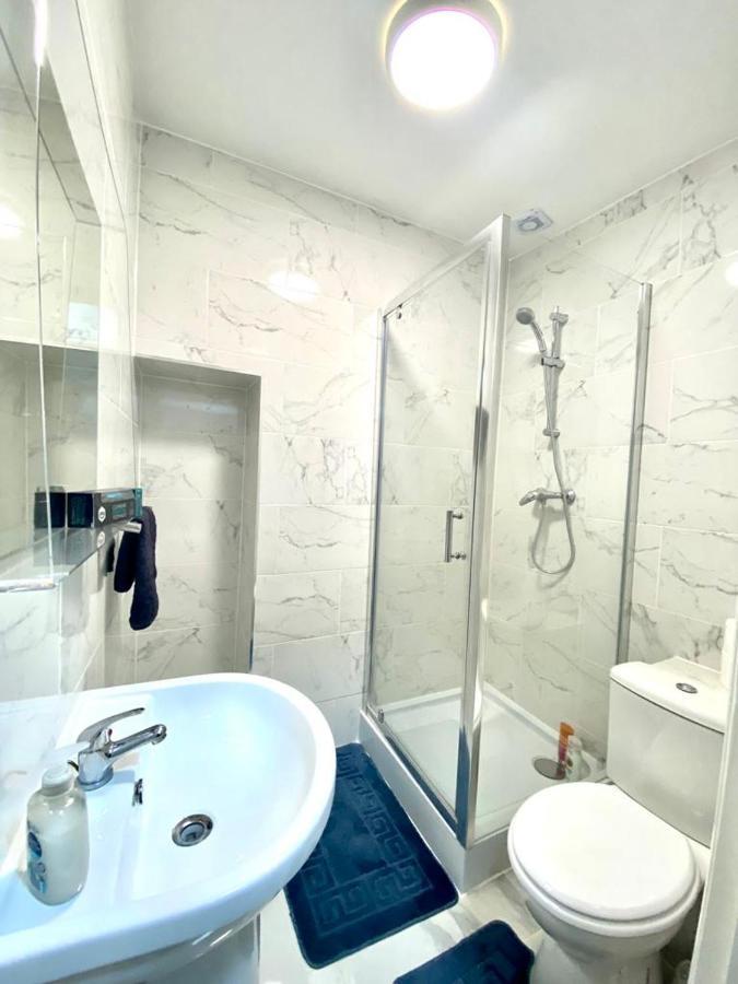 Apartment Lovely 3 Bedroom Property Next To Paddington Station Central *