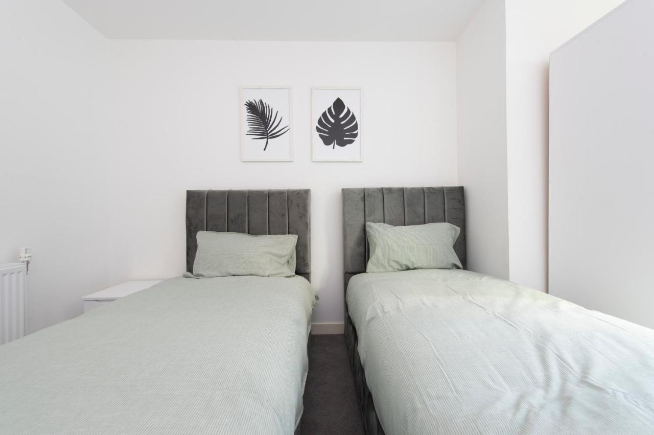 Stunning Luxury 2 Bedroom Appartamento