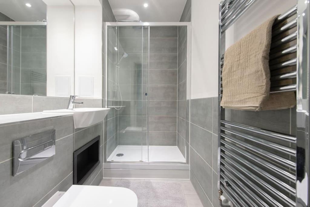 Appartamento Stunning Luxury 2 Bedroom *