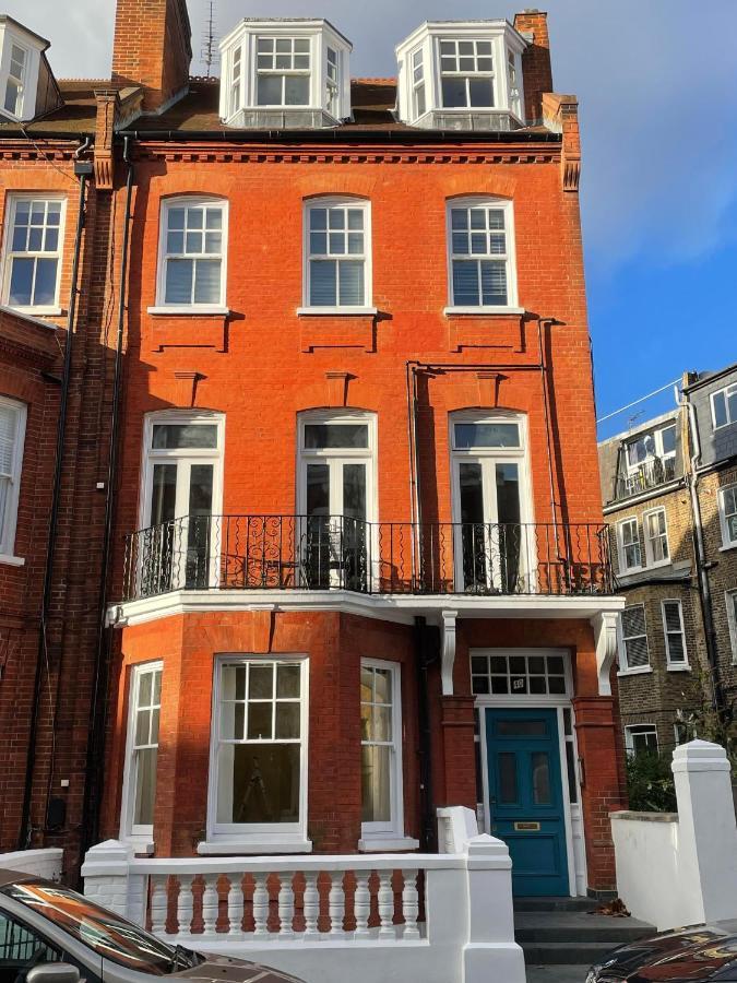 1 Bedroom In The Heart Of West Lejlighed *