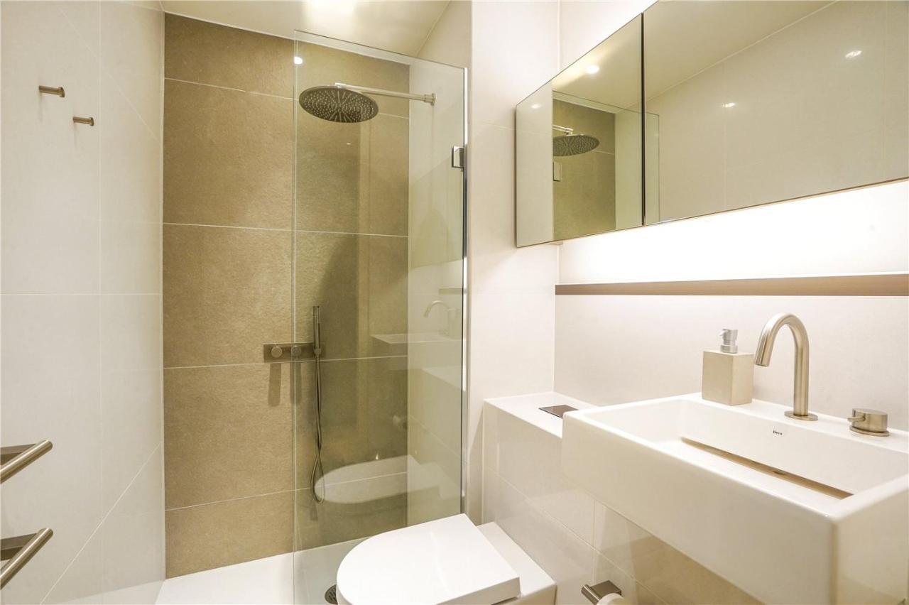 Apartment Mayfair Pied De Tier Sleeps 6ppl London