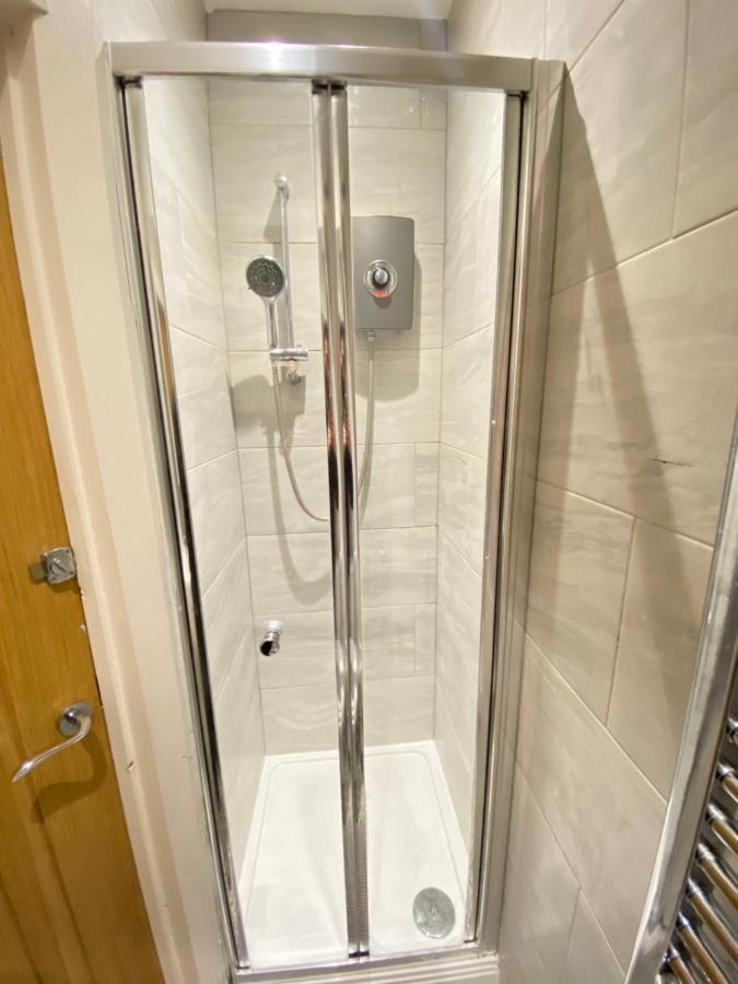 Gæstehus En-suite Near Stratford In A
