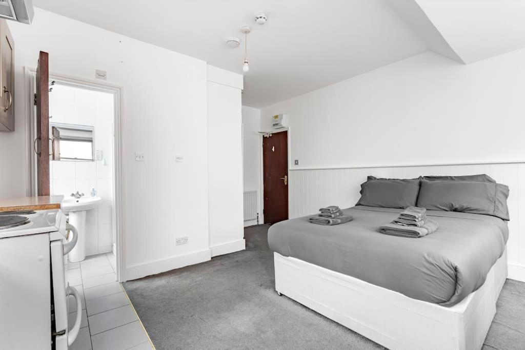 Finchley Road 13 Apartment *