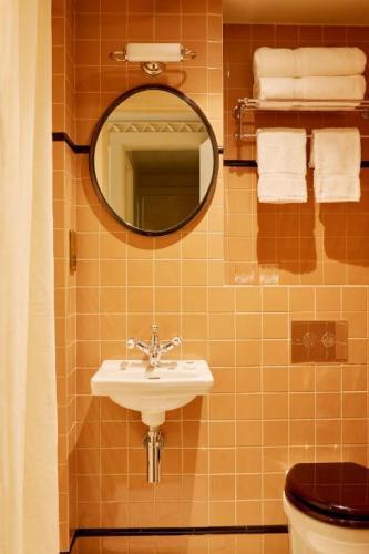 Hotel Grand Bellevue London