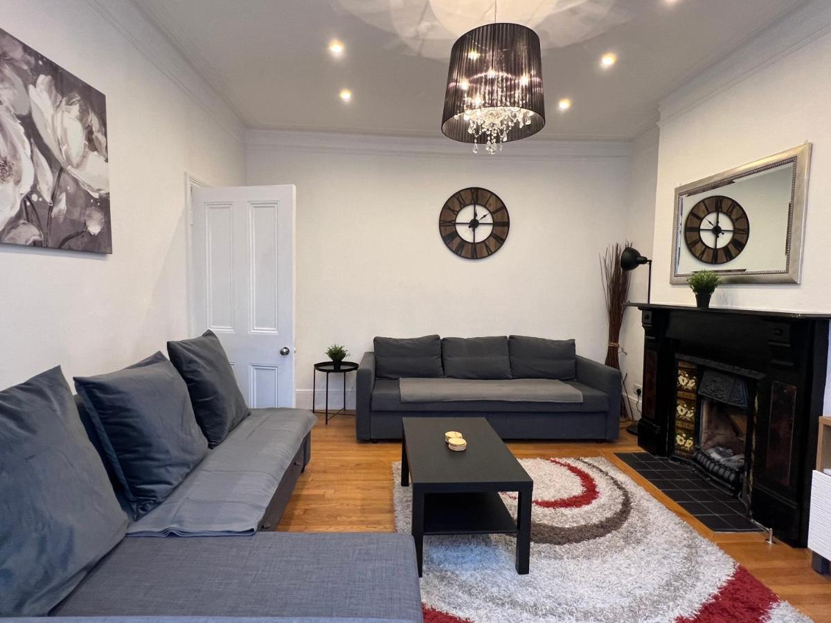 Ferienhaus 4 Bed House 10 Min Walk To Tube