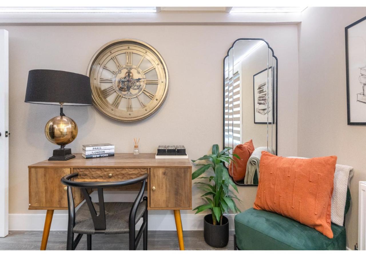 Modern 3-bedroom Flat * Londen