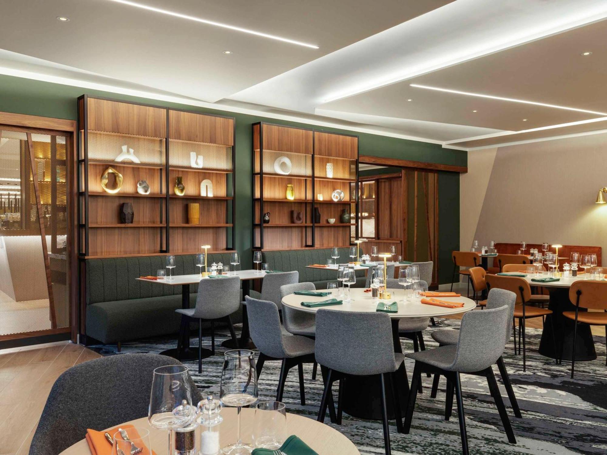 Novotel Paddington 4*