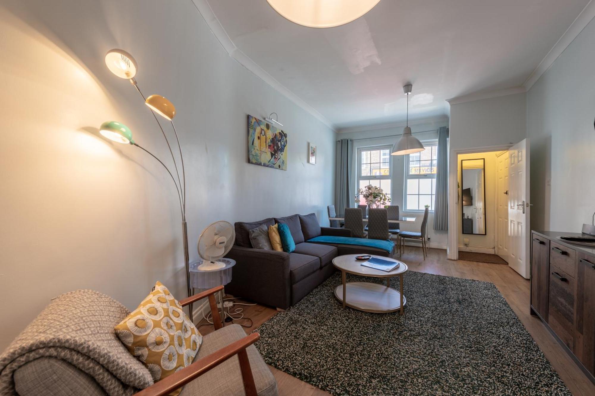 Spacious Comfy 2br Flat London