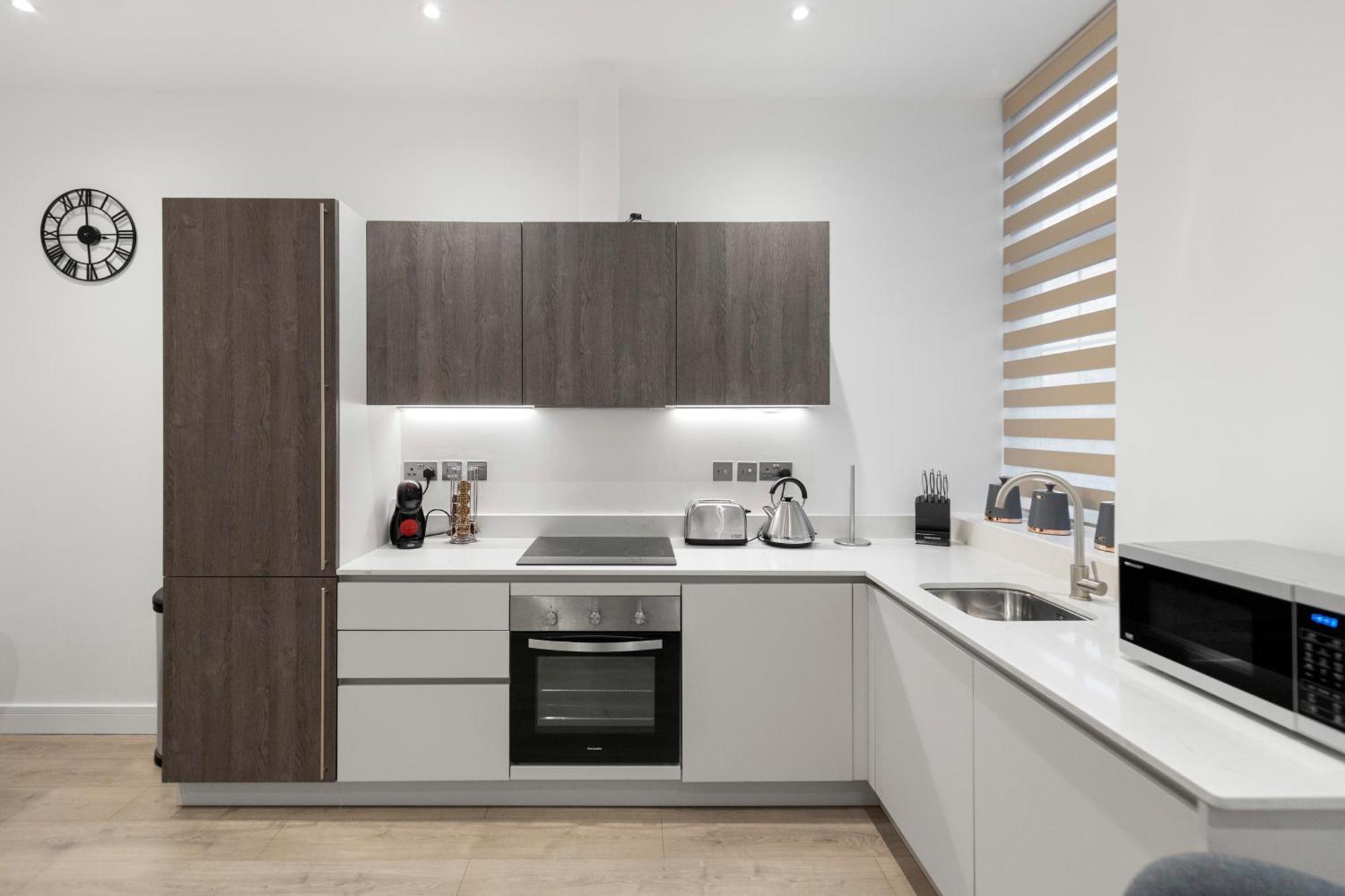 Leilighet Welcoming And Spacious Apartment- Excellent Location London