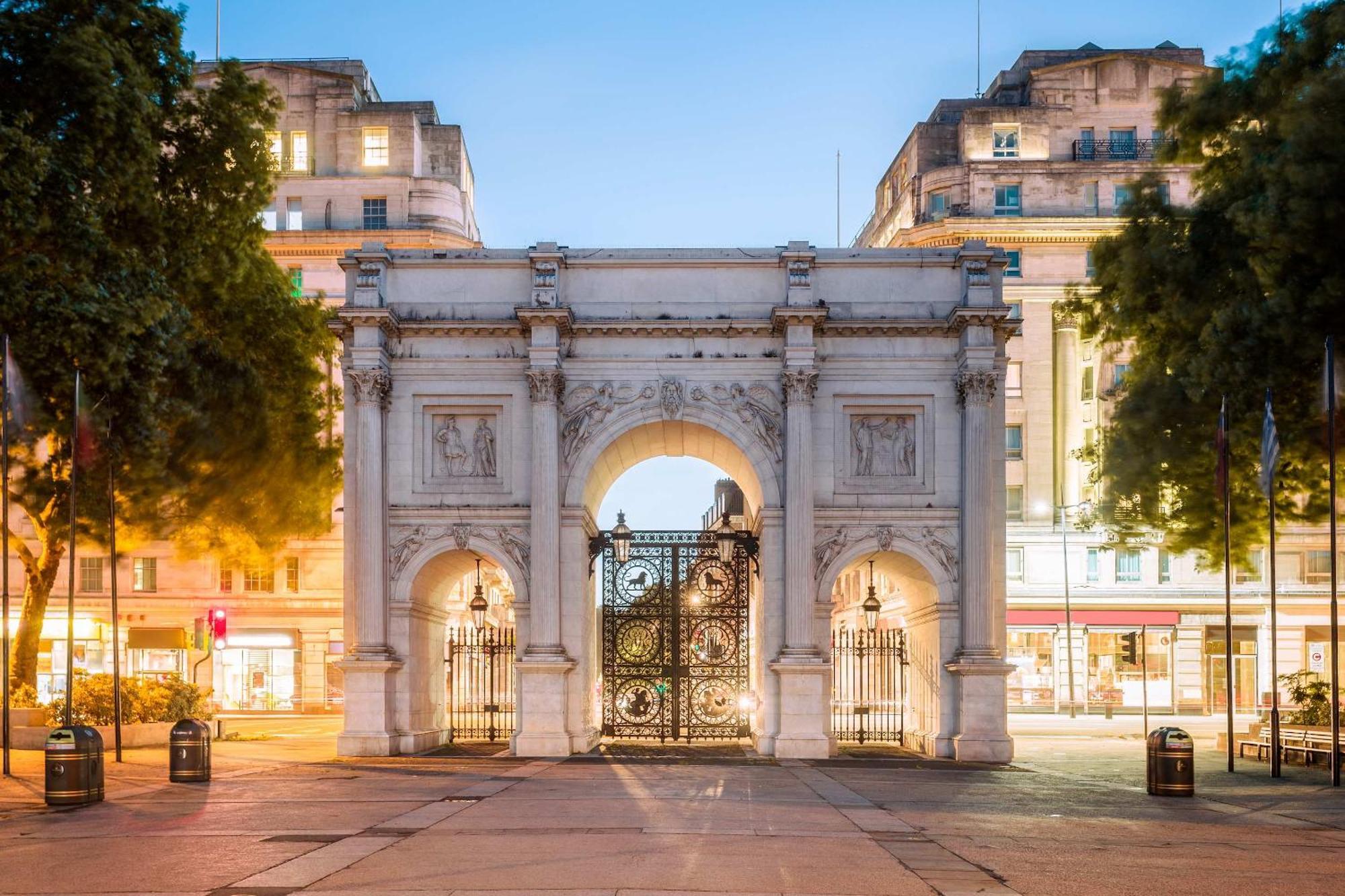Seymour Place, Hyde Park, Edgware Road Apartment *