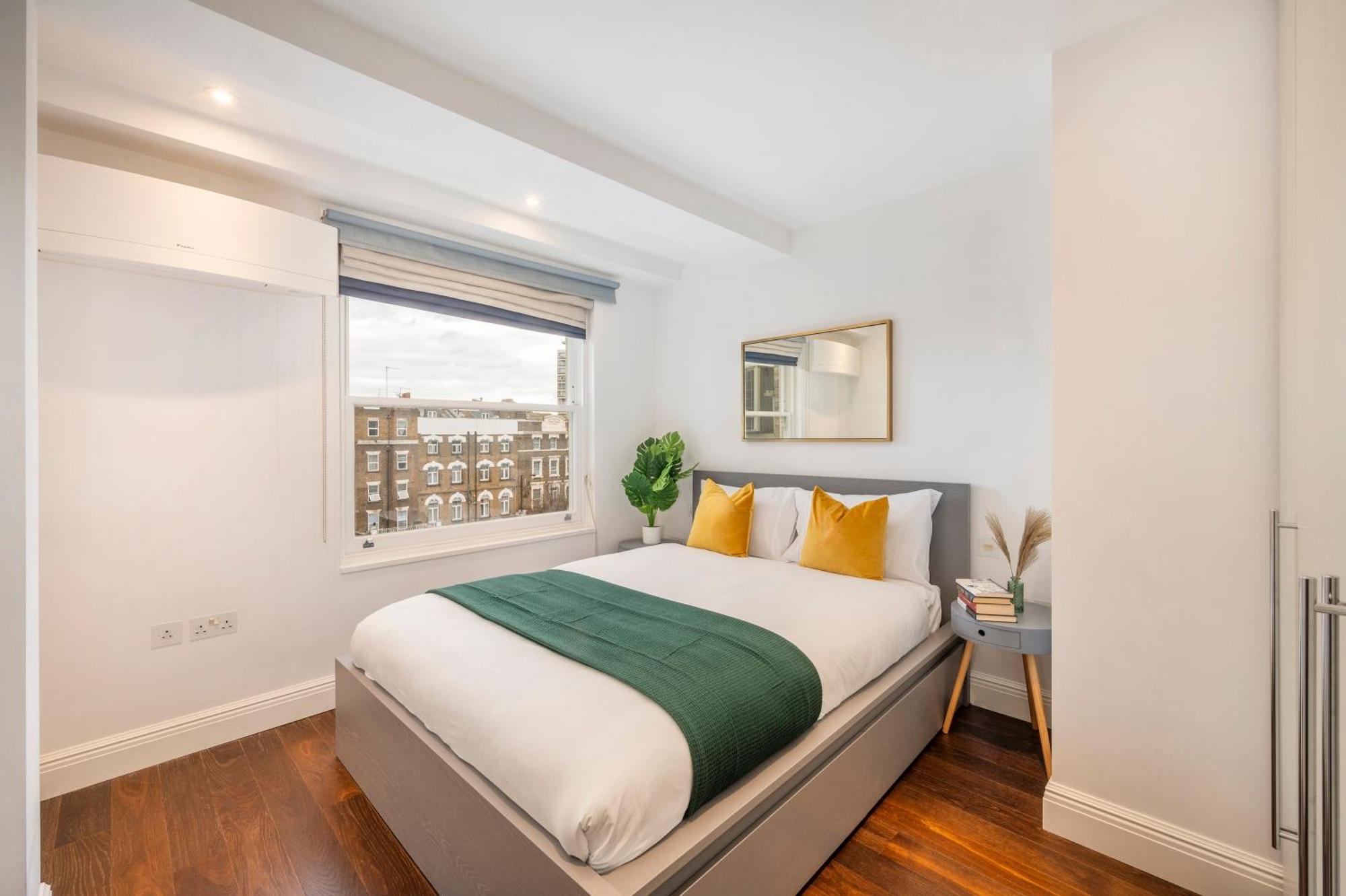 Luxury One Bedroom Appartement *