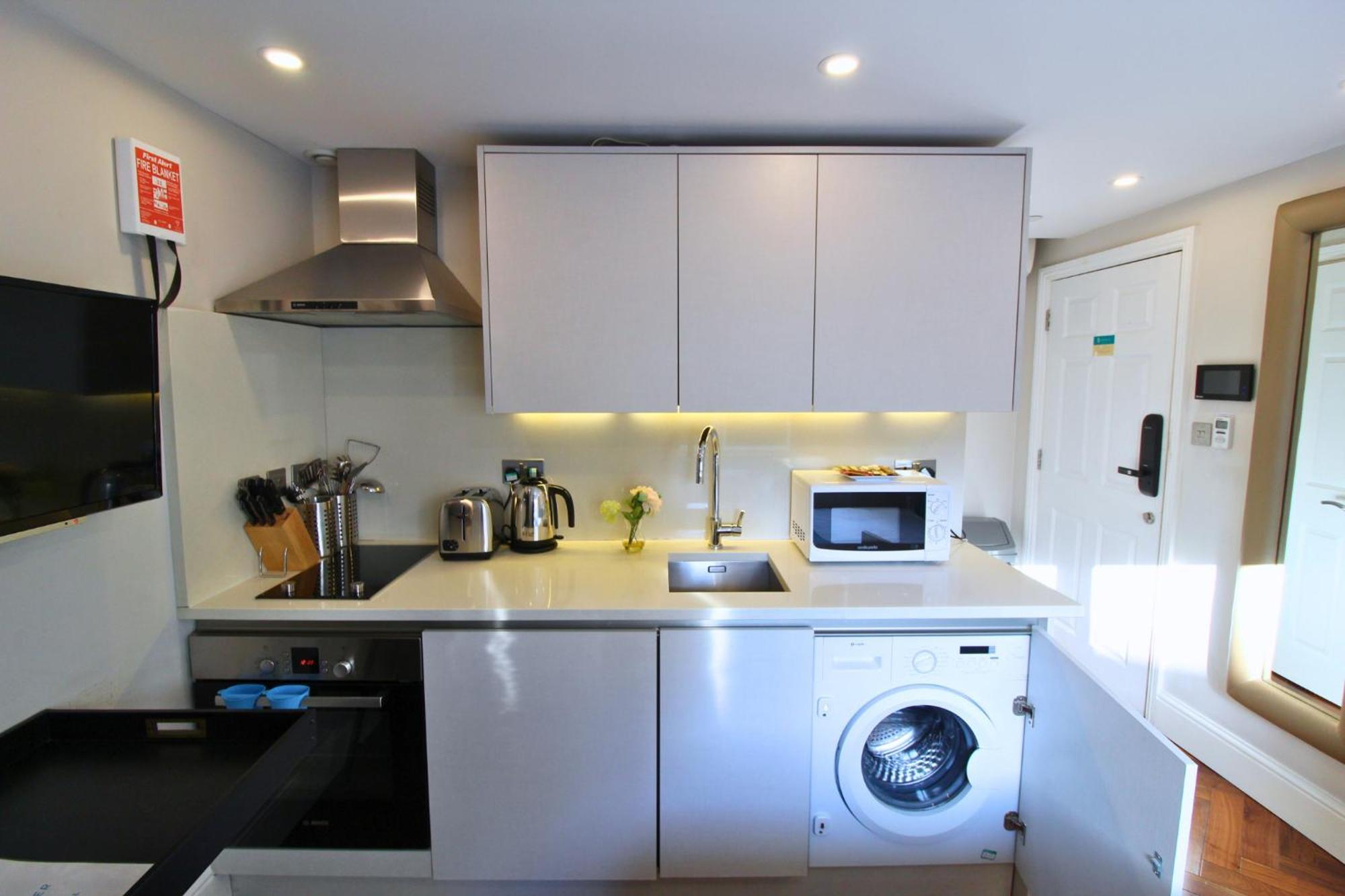 Baker Street By Viridian Apartment London