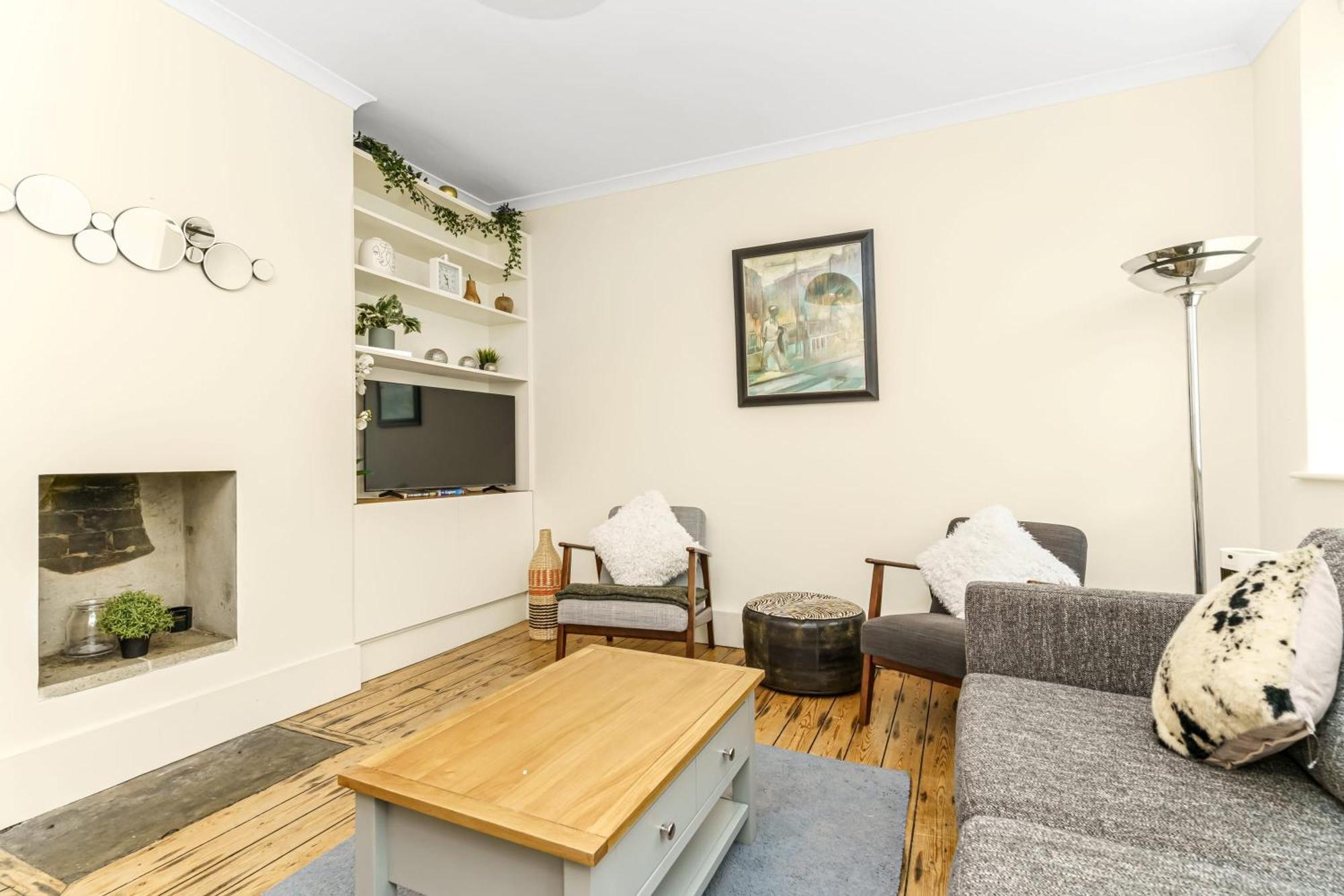 Apartment Very - Comfy & Quiet In Westminster For 4
