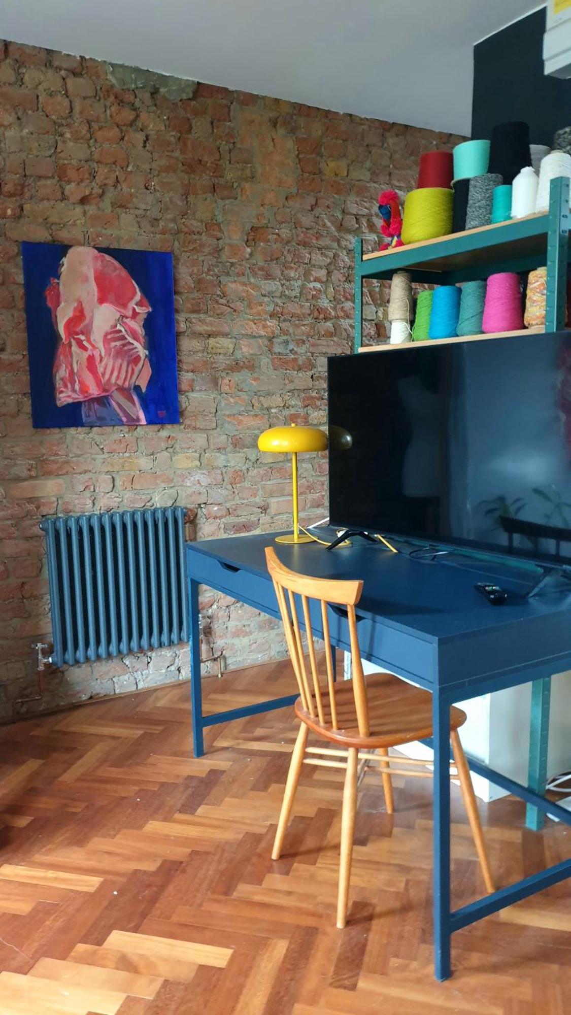 Rum i privatbostad Charming Bedroom In Artist Studio