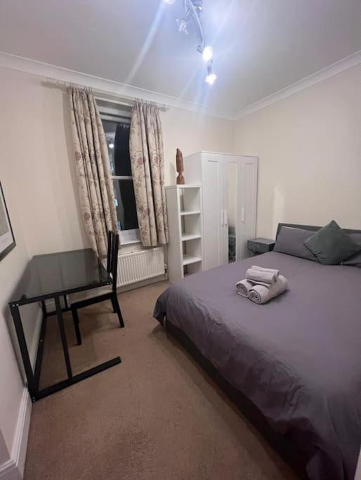 Apartment Luxury 3 Bedroom, 3 Bath By Oxford St & Soho London